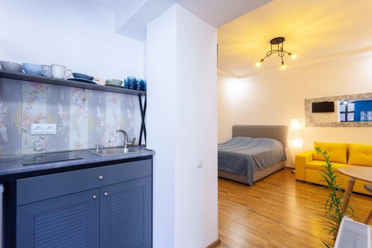 Modern Apartment In The Heart Of Old تبليسي المظهر الخارجي الصورة