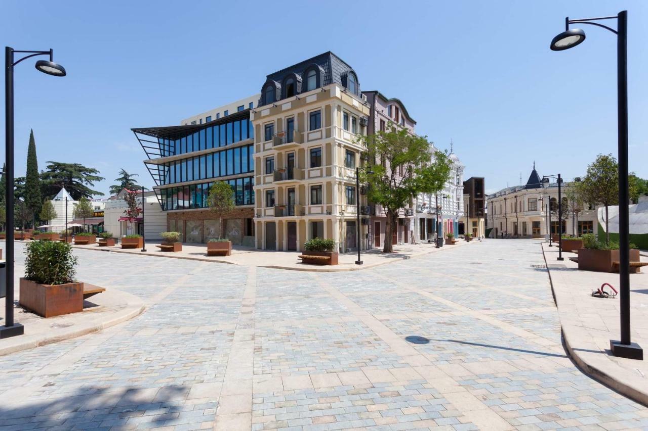 Modern Apartment In The Heart Of Old تبليسي المظهر الخارجي الصورة