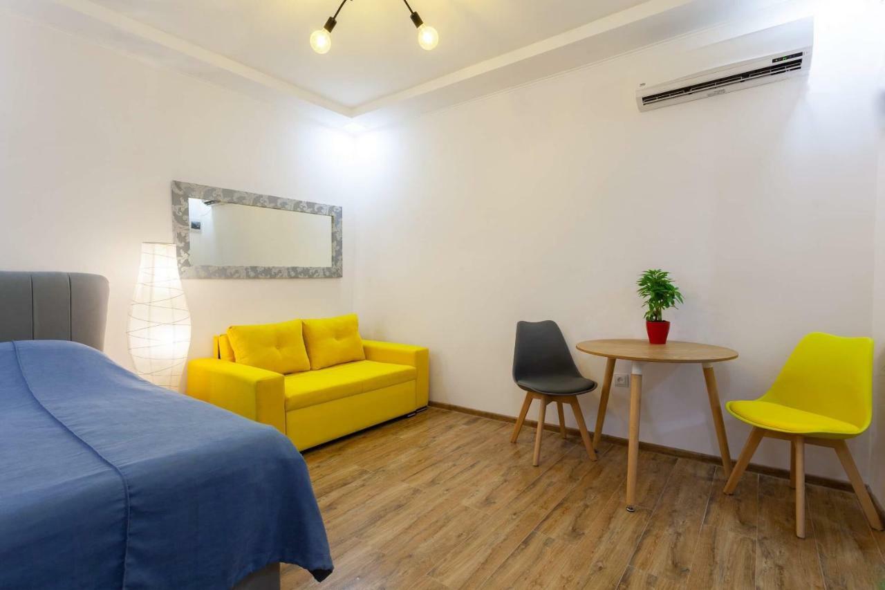 Modern Apartment In The Heart Of Old تبليسي المظهر الخارجي الصورة